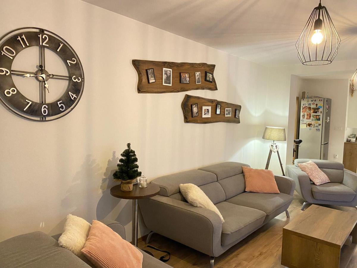 Apartman Slnecna Terasa S Vlastnym Parkovanim Na 2 Auta Lejlighed Žilina Eksteriør billede