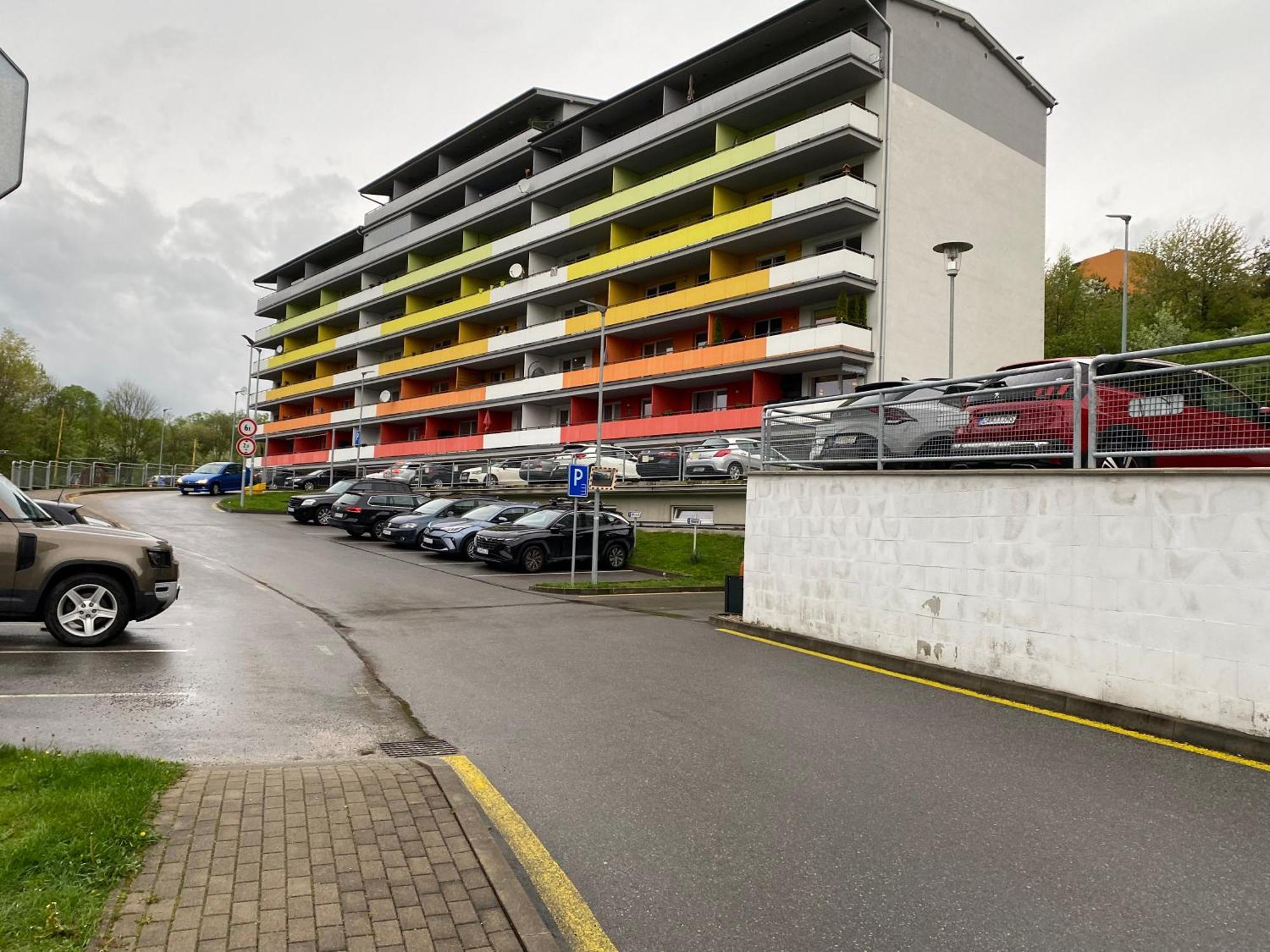Apartman Slnecna Terasa S Vlastnym Parkovanim Na 2 Auta Lejlighed Žilina Værelse billede